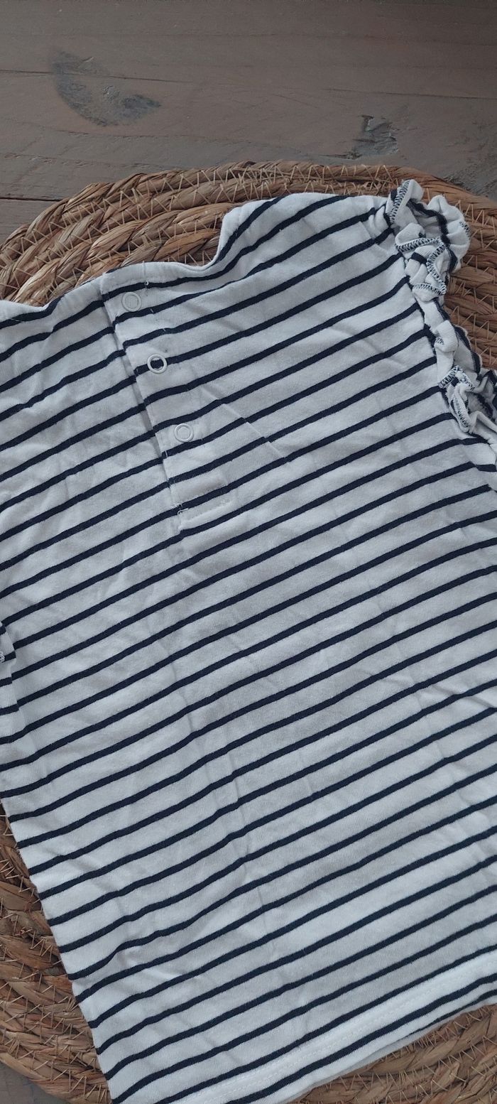 Tee shirt 24 mois kiabi tbe - photo numéro 3