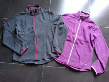 2 gilets polaire Champion