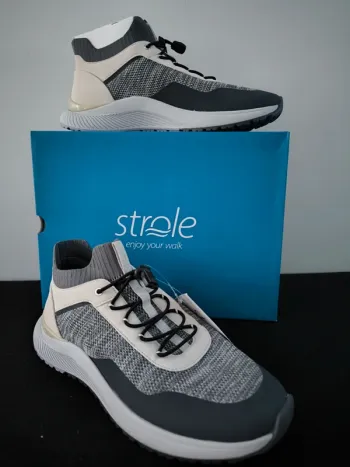 Basket strole taille 40,5 neuve