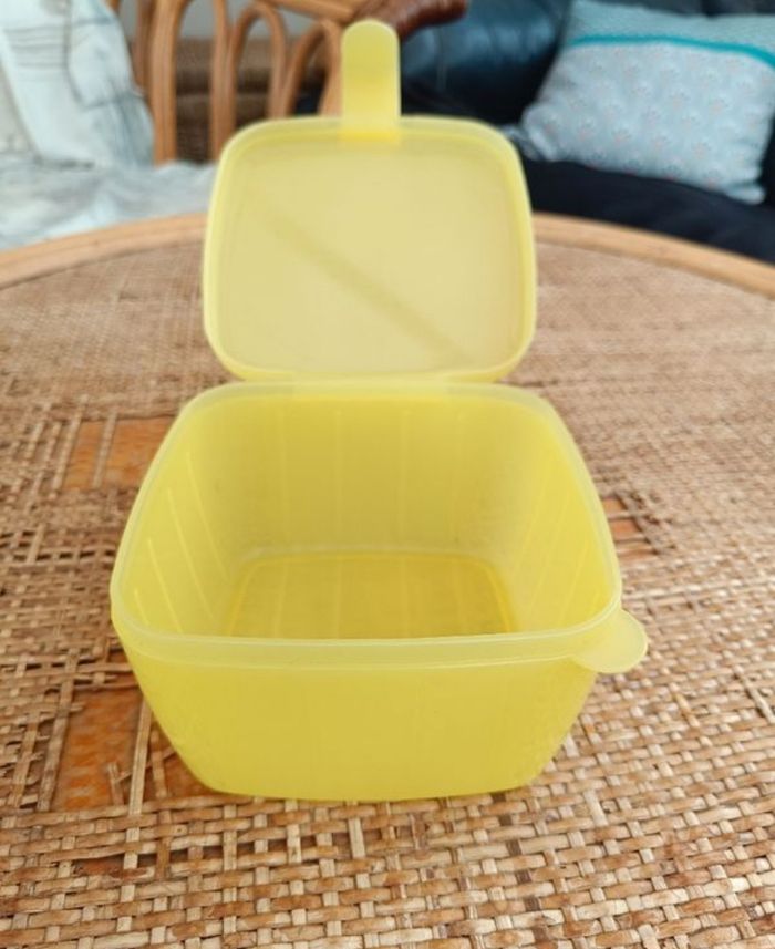 Boîte oubli- moi carrée Tupperware jaune Neuve - photo numéro 3