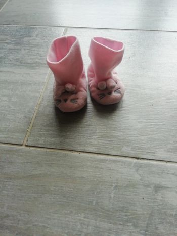 Petits chaussons fille