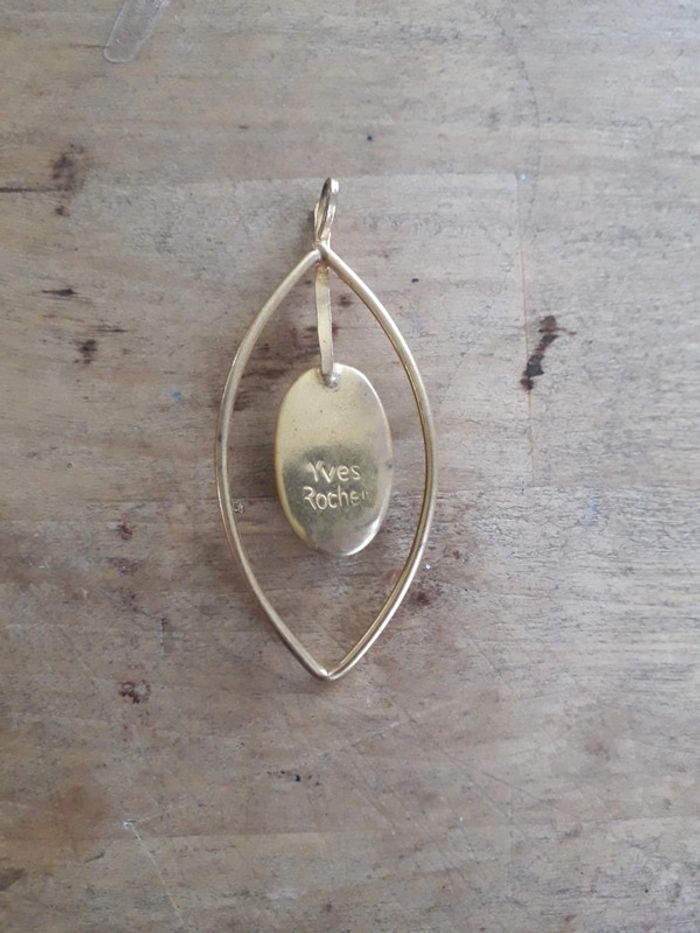 Ancien pendentif yves rocher - photo numéro 3