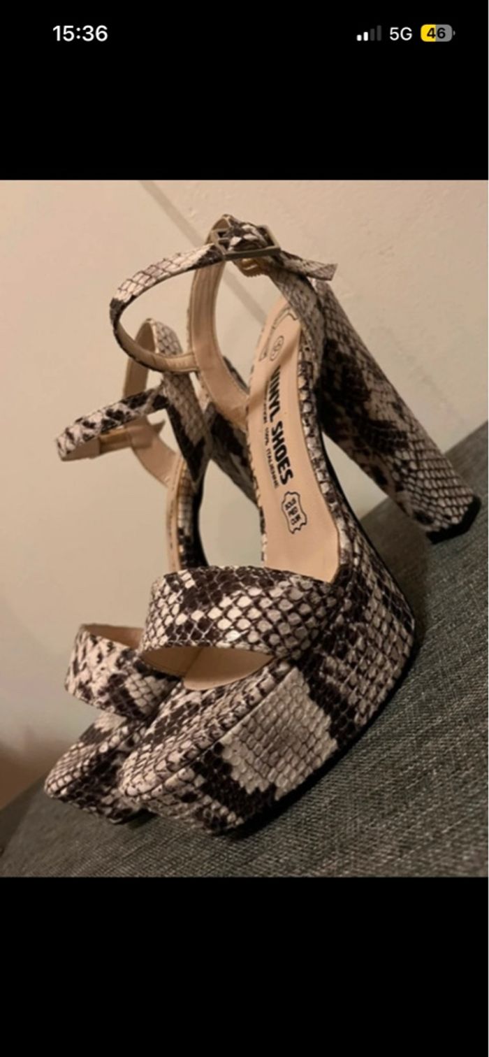 Chaussure à talon femme