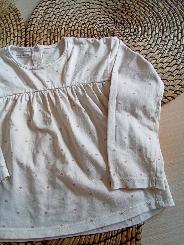 Tunique crème avec impressions coeurs Vert Baudet taille 36 mois - photo numéro 3