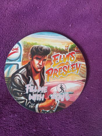 CD Elvis Presley avec boite