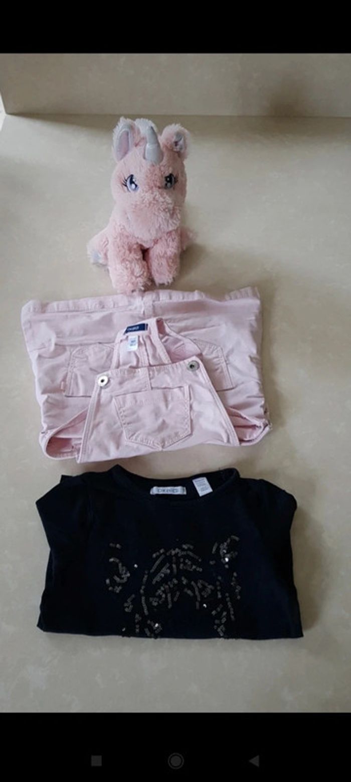 Superbe ensemble robe salopette et haut manche longues 3 ans 🖤🩷 - photo numéro 7