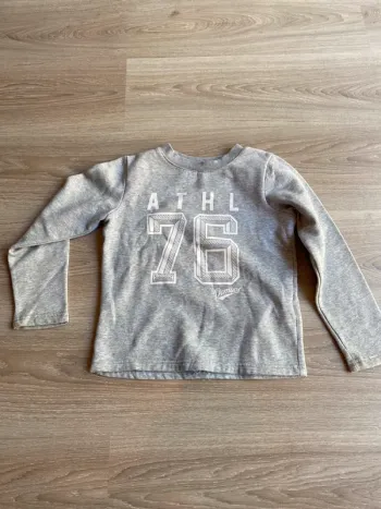 Pull décathlon 6 ans