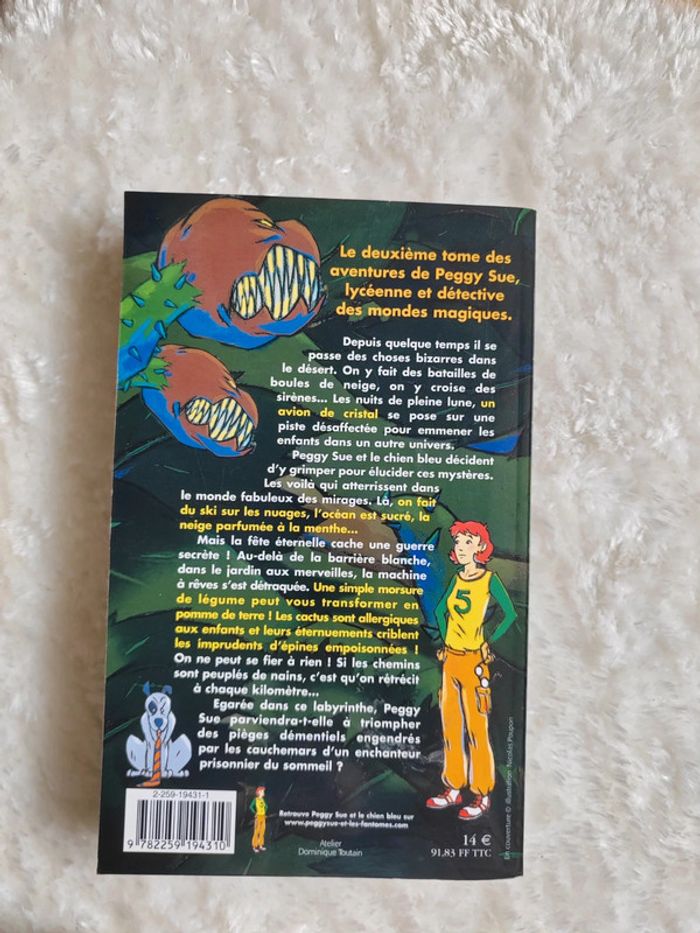 Livre Peggy Sue et les fantômes - photo numéro 2