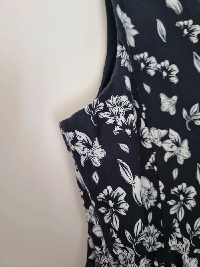 Robe bleu marine mi longue sans manches - photo numéro 9