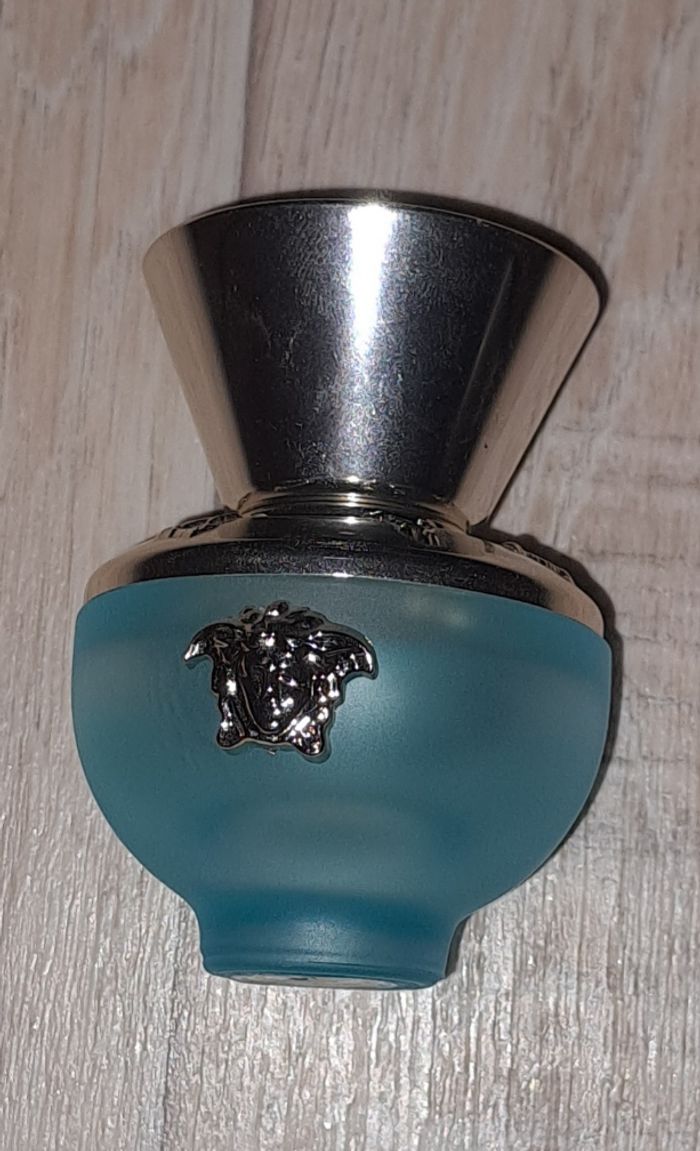 Bouteille de parfum versace vide