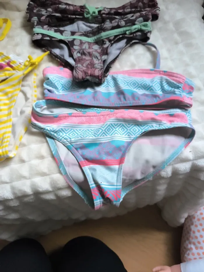 Lot maillot de bain 2 pieces - photo numéro 5