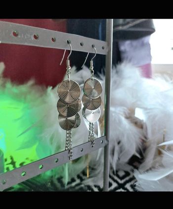 Boucles d'oreilles neuves