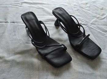 Sandales à talons brides fines Noir Bon état 35