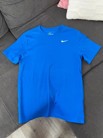 T-shirt Nike M