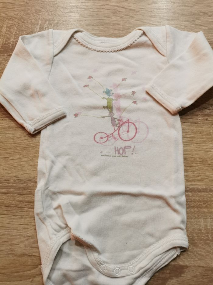 Lot de 3 bodies bébé fille 3mois petit bateau TBE - photo numéro 5