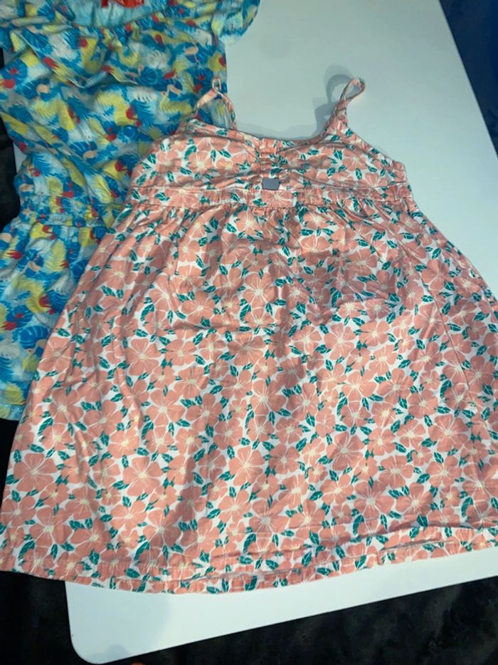 lot de trois robes et une Combies short pour filles, taille trois ans - photo numéro 6