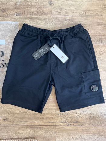 Short cargo cp company neuf taille L