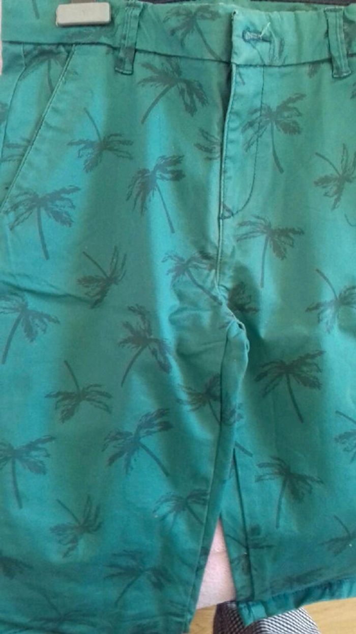 Short vert canard 14 ans tape à l'oeil