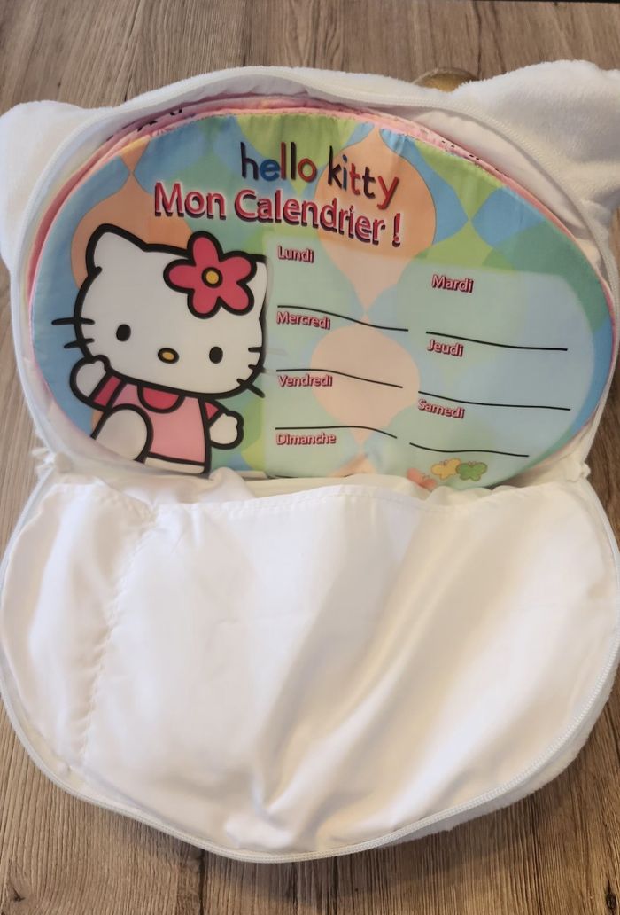 Coussin Hello Kitty Blanc - photo numéro 6