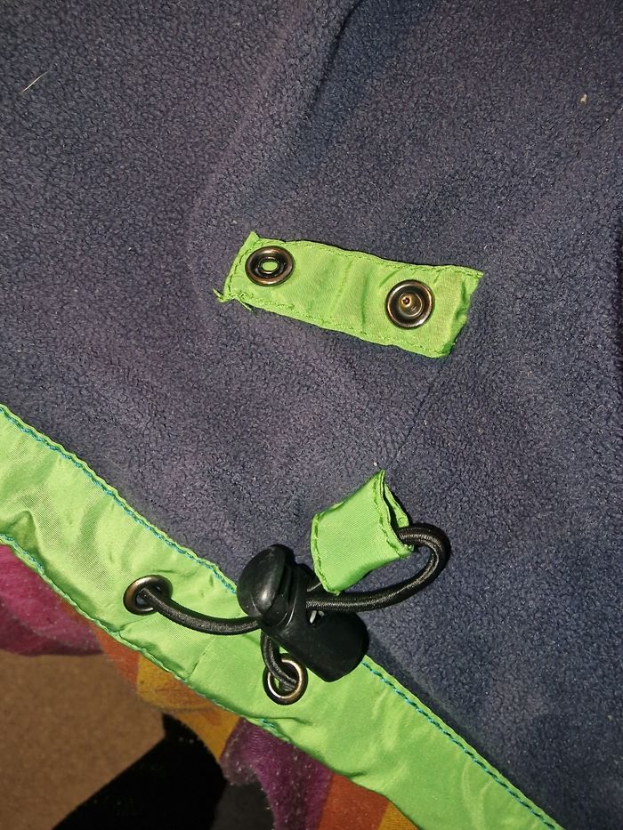 Jolie doudoune multipoches à capuche amovible - photo numéro 3