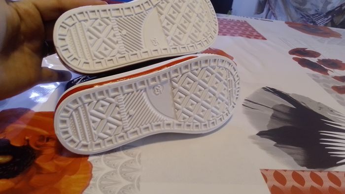 Chaussures neuves - photo numéro 5