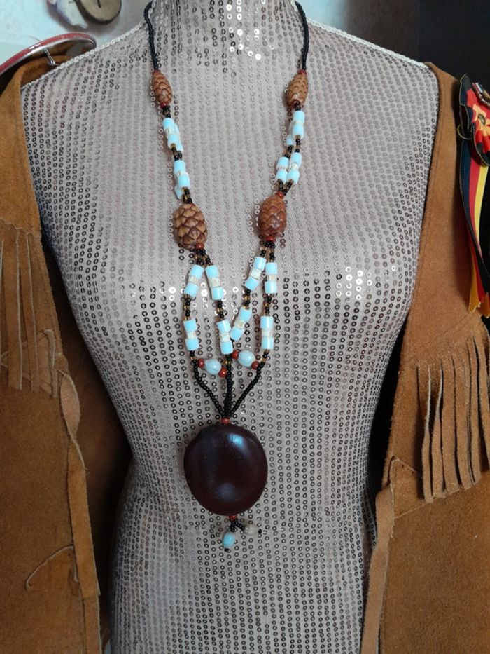 Collier ethnique amerindien