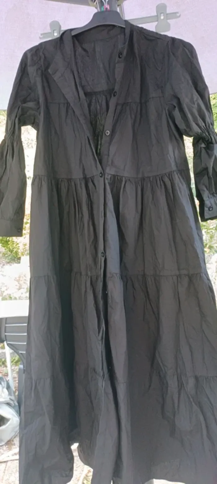 Robe noir longue - photo numéro 3