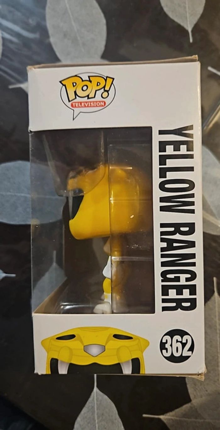 Funko pop 362 yellow ranger - photo numéro 2