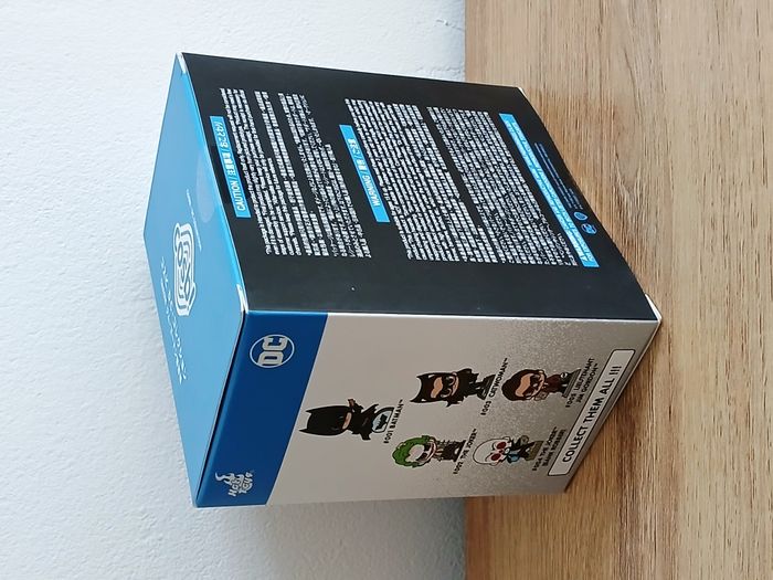 Figurine Hot Toys Cosbi Lieutenant Jim Gordon Dc Comics - photo numéro 2