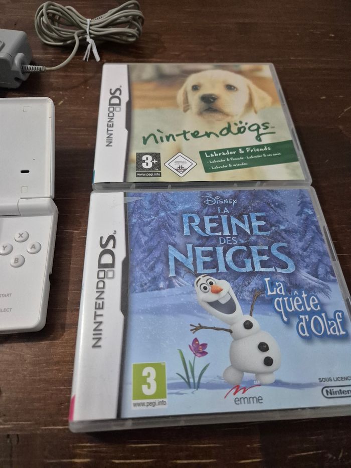Console Nintendo dsi blanche et jeux - photo numéro 3