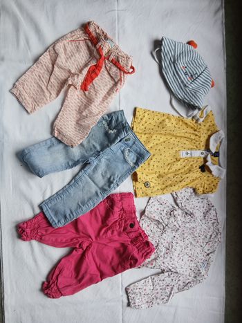 LOT  vêtements fille 9 mois