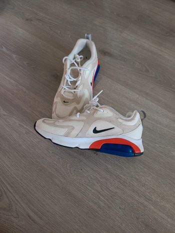 Basket nike taille 40 petit
