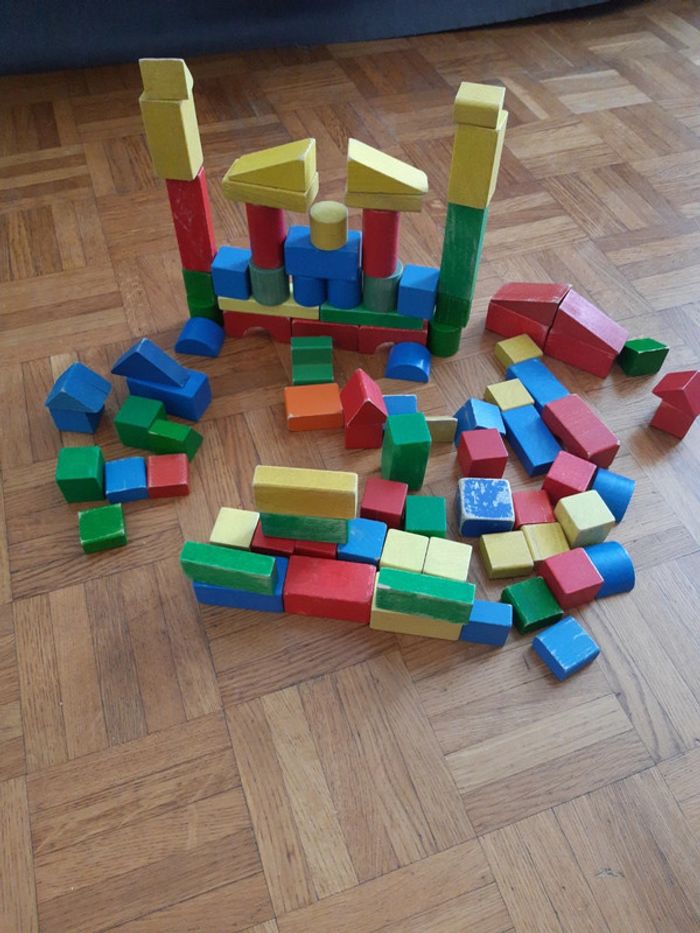 Lot construction de cubes en bois - photo numéro 2