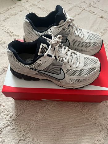 Nike vomero phantom