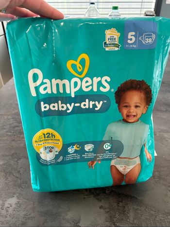 Pampers baby dry taille 5