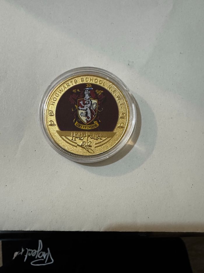 Lot de 5 pièces doré Harry potter - photo numéro 3