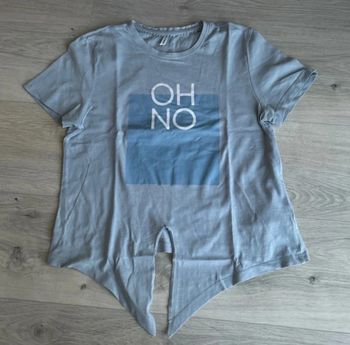 T-shirt only s