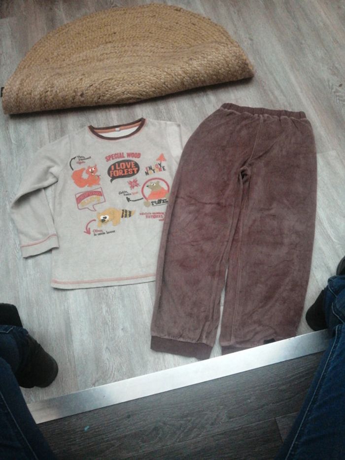 Pyjama velours 8A