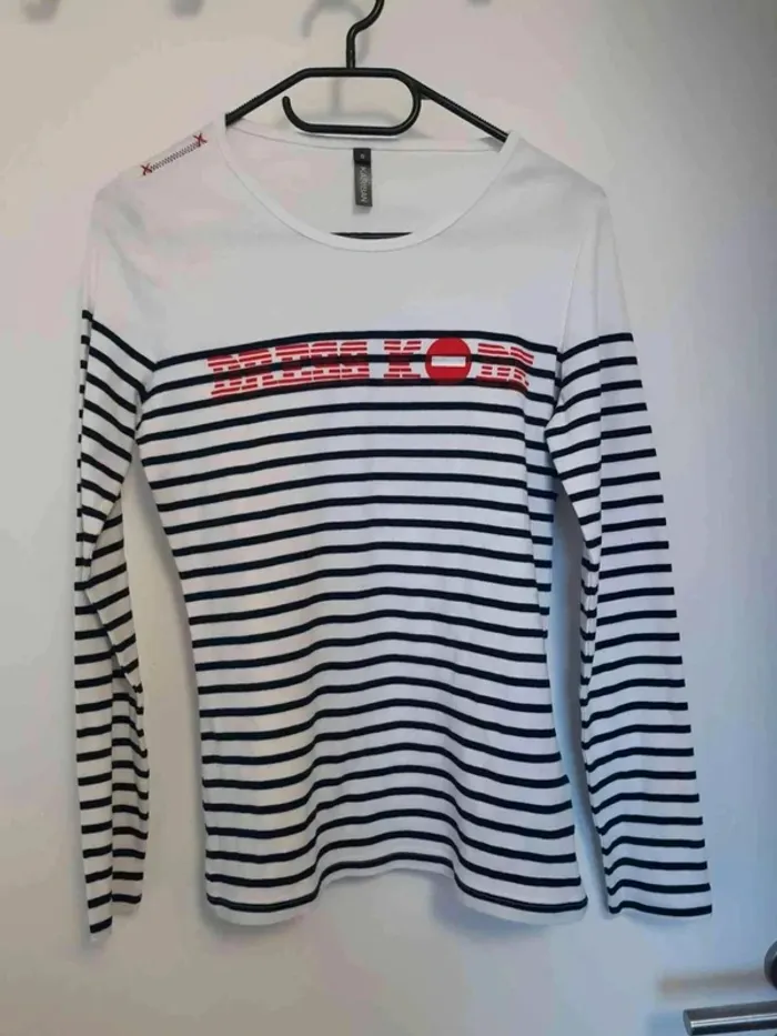 Tshirt  rayé  taille  36