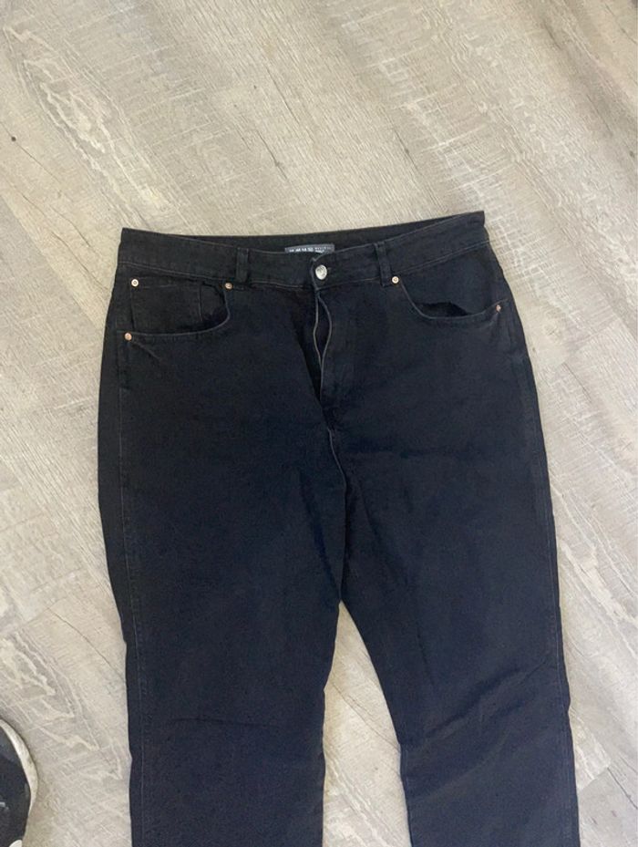 Jean noir - photo numéro 4