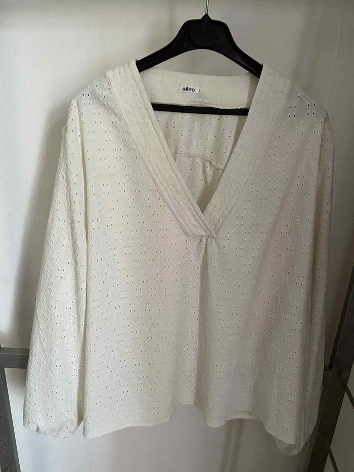 Blouse GEMO blanche broderie anglaise T.48 - photo numéro 6