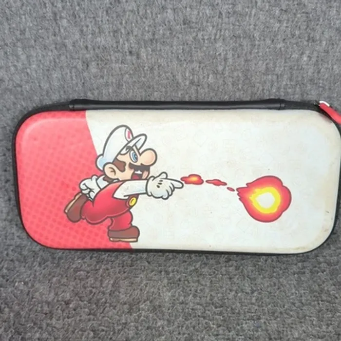 Nintendo Switch OLED - photo numéro 3