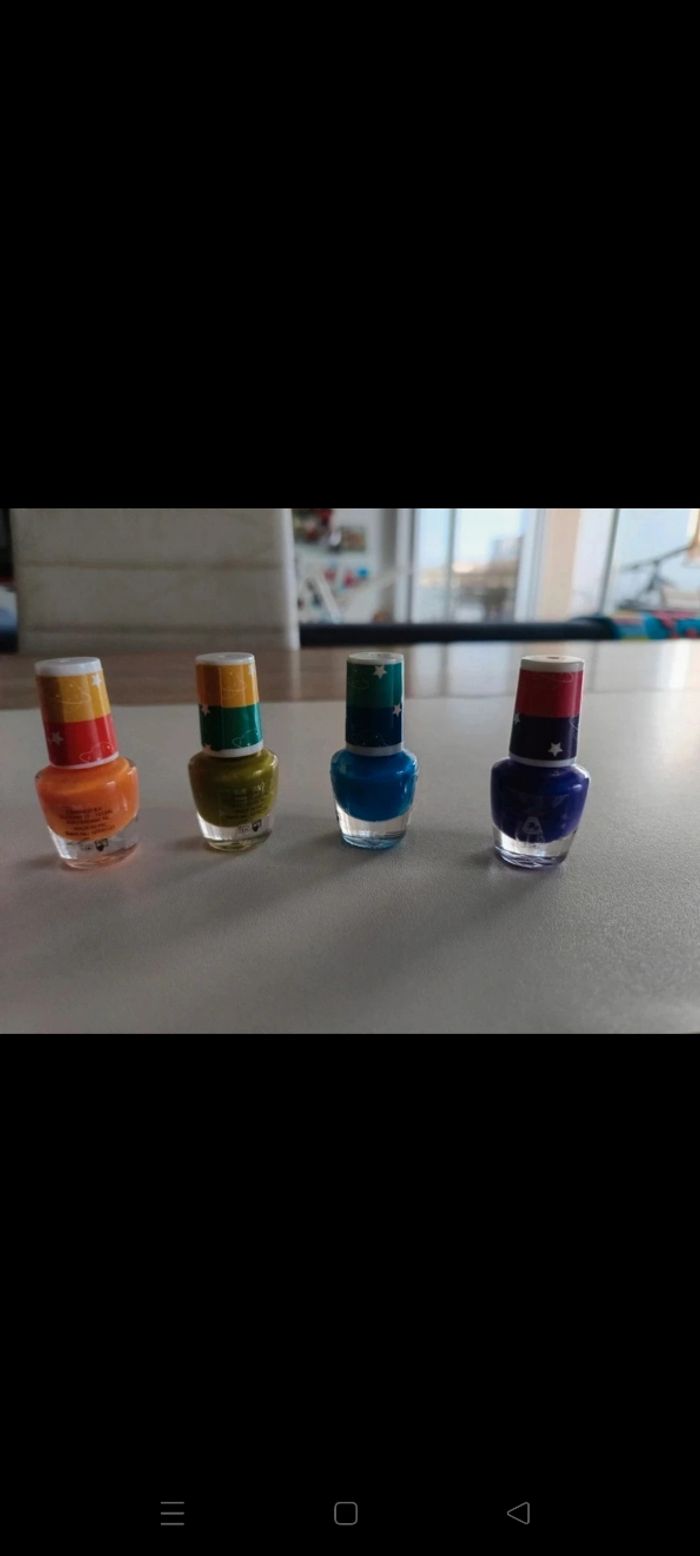 Vernis à ongle neuf - photo numéro 3