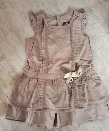 Robe sans manches bébé fille 9 mois