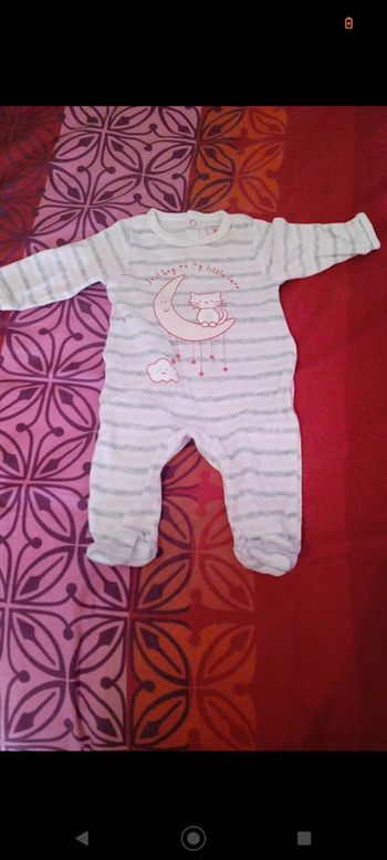 Dors bien pyjama 🐈 chat In extenso