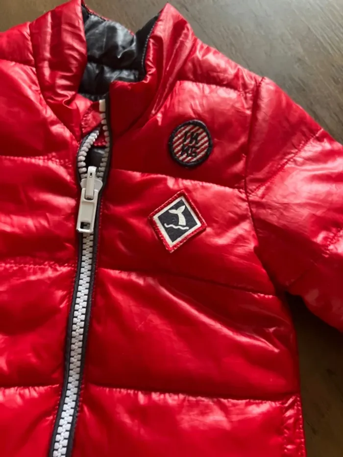 Doudoune mi saison  ikks réversible 3/6 mois rouge et marine - photo numéro 2