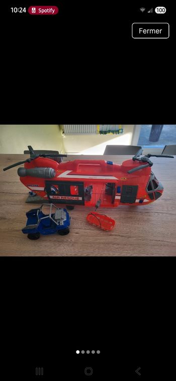 Hélicoptère geant rescue