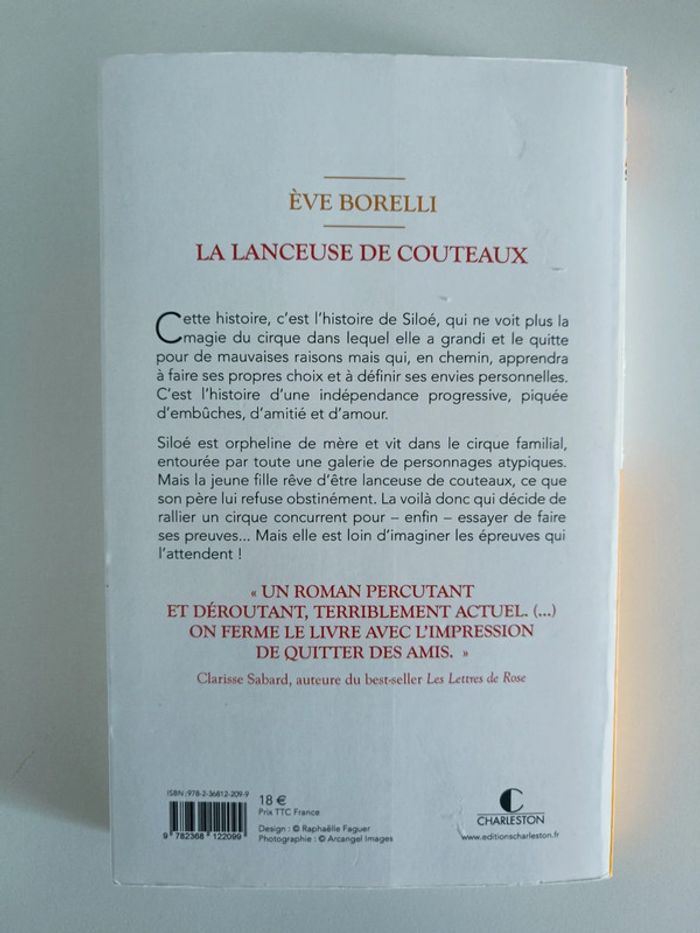 Roman La lanceuse de couteaux par Eve Borelli - photo numéro 2