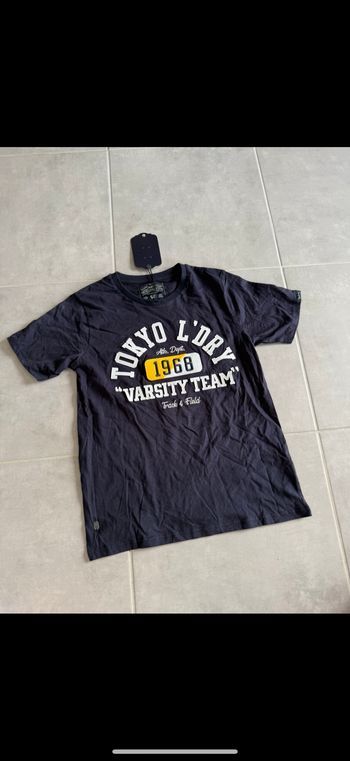 Tee shirt manches courtes