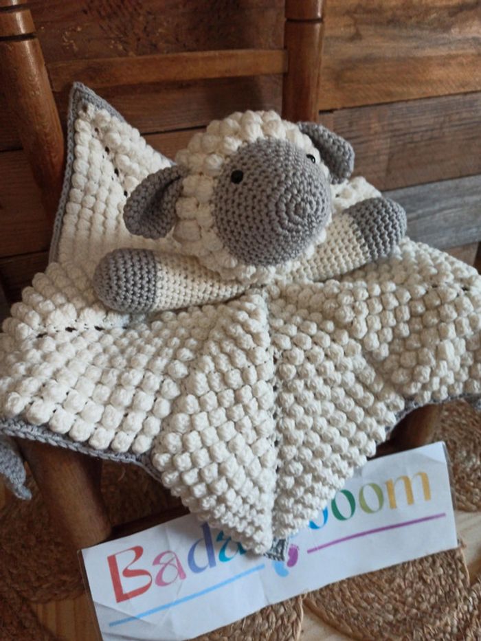 Doudou mouton fait main tbe - photo numéro 3